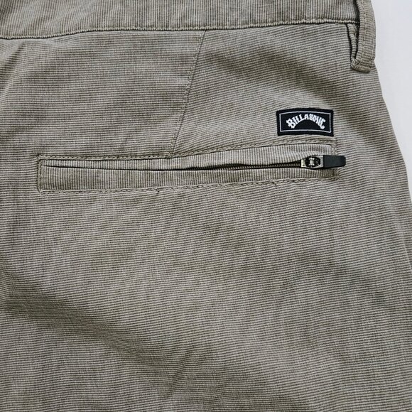 Men's Billabong Crossfire Submersible Shorts - Gravel - 34 - Gently Used - Picture 4 of 6